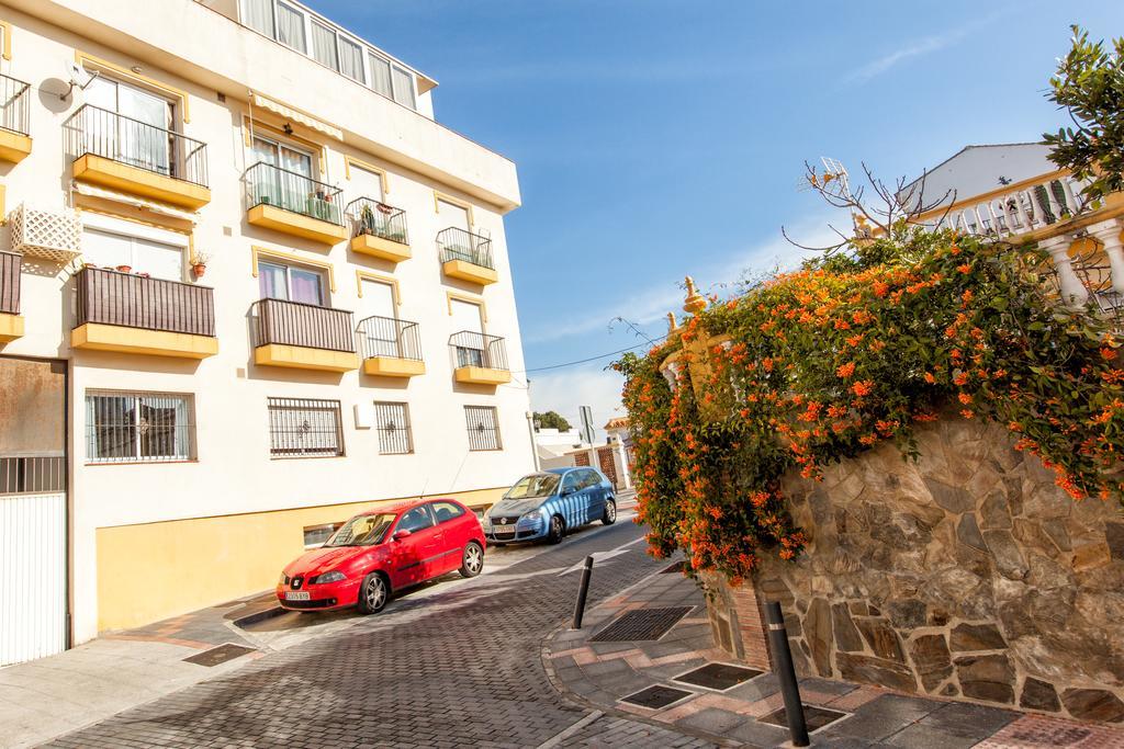 Dona Elena Apartment Fuengirola Bagian luar foto